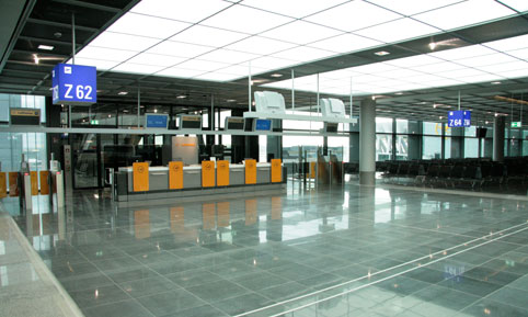 Flugsteig A plus innen