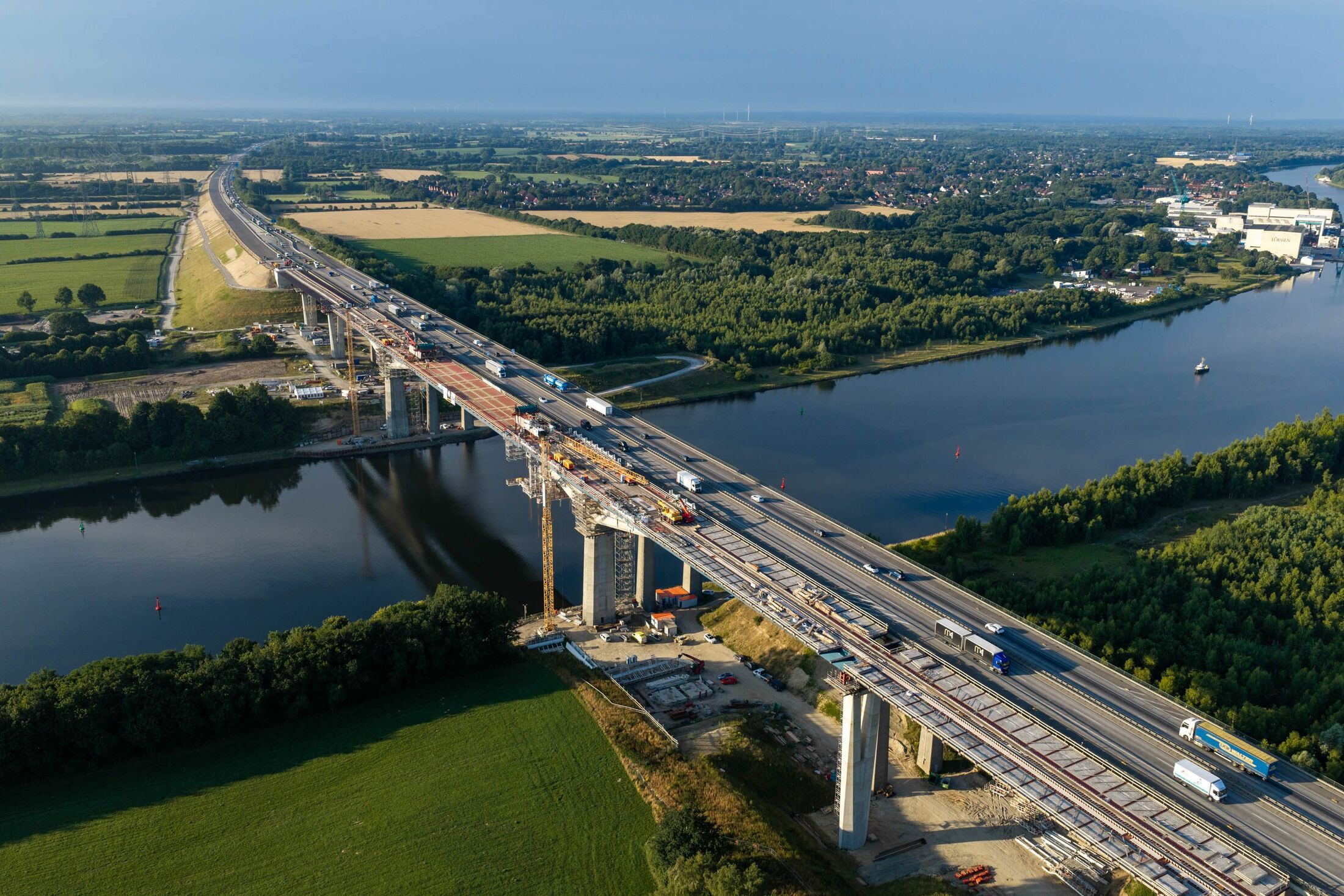 Einhub Mittelstück Rader Hochbrücke