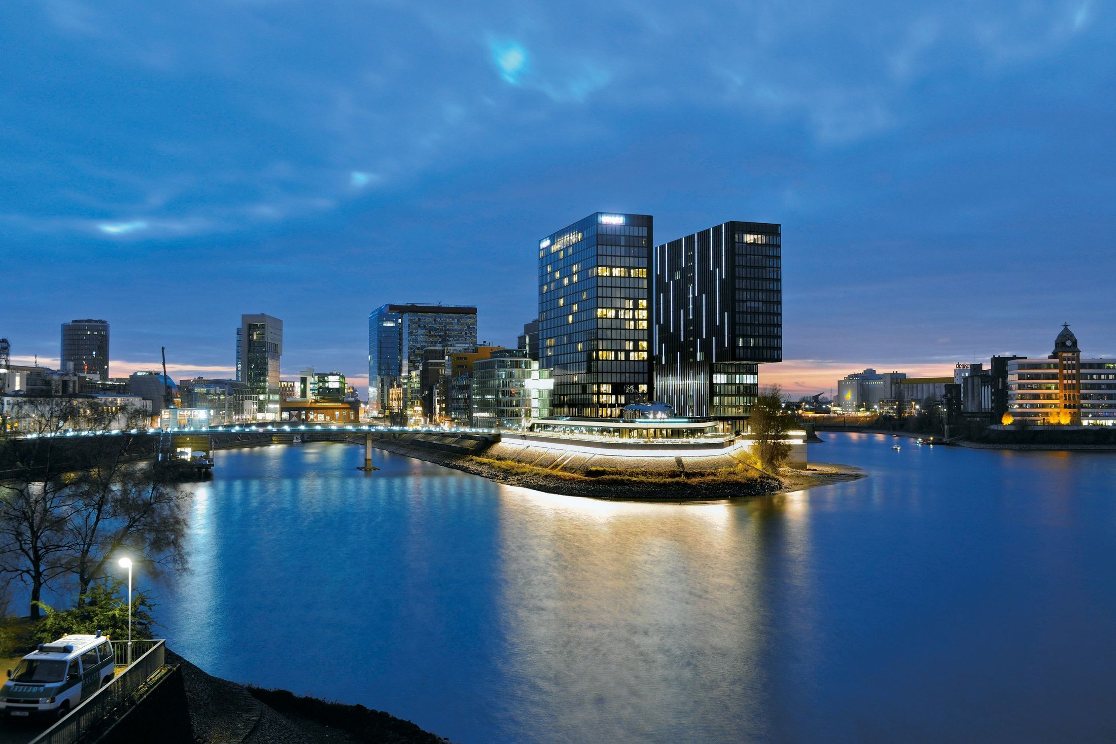 Hafenspitze Medienhafen Düsseldorf 