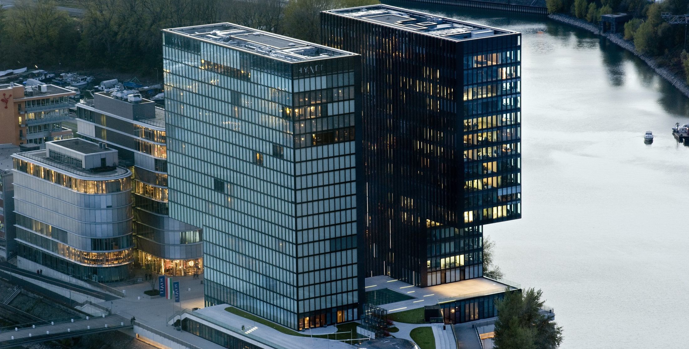 Hafenspitze Medienhafen Düsseldorf 